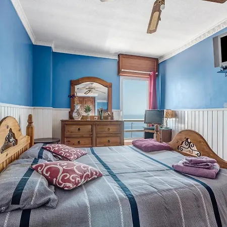 Holidays Sea View & Wiffi Apartamento Radazul