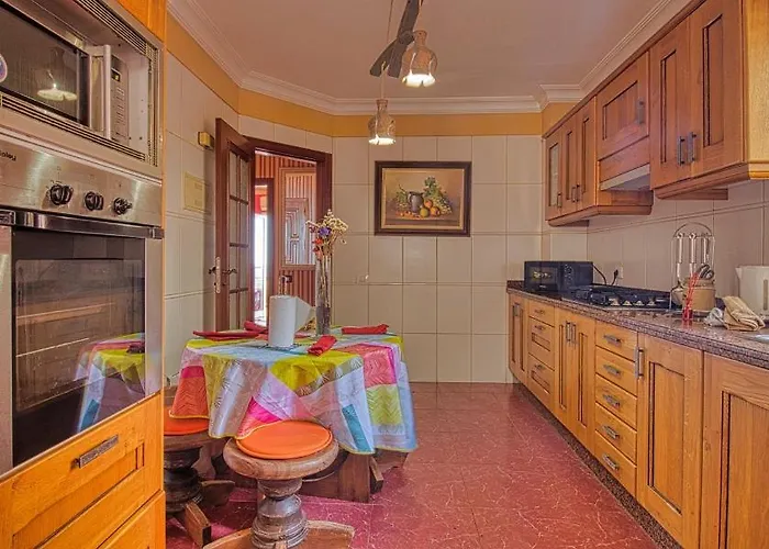 Holidays Sea View & Wiffi Appartement Radazul