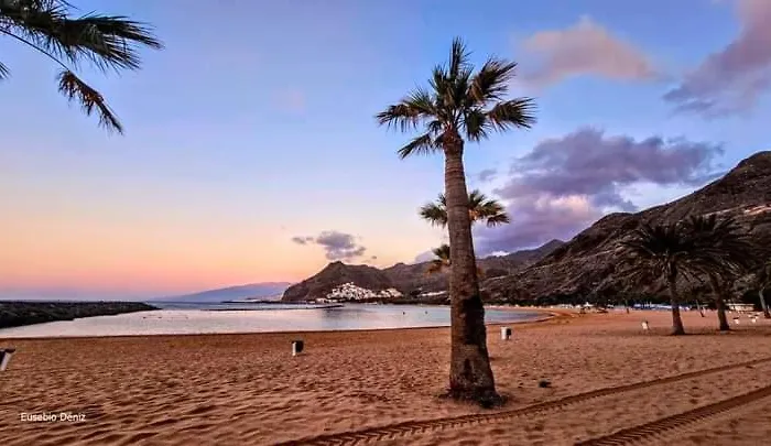 Holidays Sea View & Wiffi Radazul