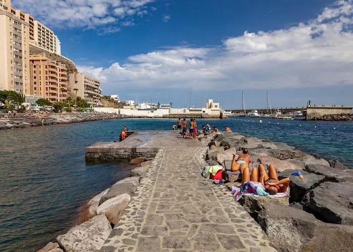 Holidays Sea View & Wiffi Appartement Radazul