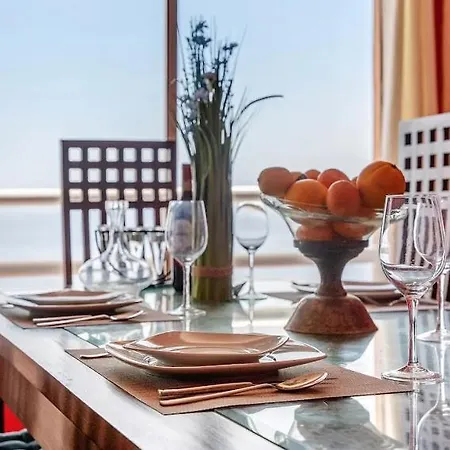 Appartement Holidays Sea View & Wiffi