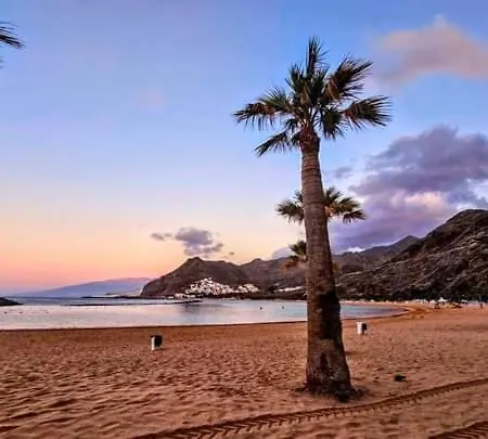 Holidays Sea View & Wiffi Radazul