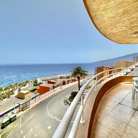 Holidays Sea View & Wiffi Apartman *