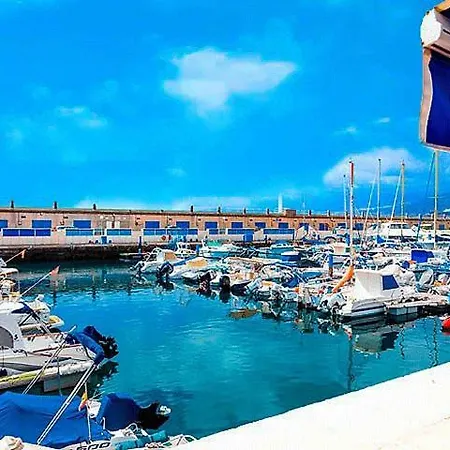 Appartamento Sea View & Wiffi Free Radazul