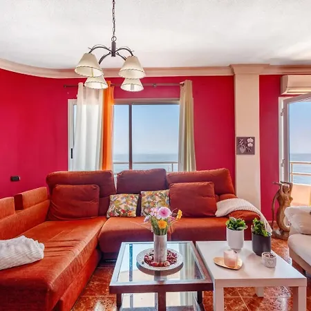 Apartment Holidays Sea View & Wiffi