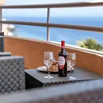 Holidays Sea View & Wiffi * Radazul