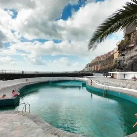 Διαμέρισμα Holidays Sea View & Wiffi *